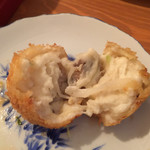 おおはま - コロッケを割ってみた