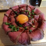 肉焼き じゅんちゃん - 【ランチ】ローストビーフ丼　800円