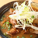 八郎酒場 - 料理写真:八郎煮込み