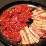 焼肉 蔵 - 肉類を撮影
