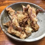 旬菜館 - 鶏皮唐揚げ