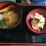 信濃 - 天ぷら蕎麦・チラシ定食