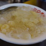 三兄弟豆花 - 白木耳と蓮子