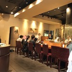 蔵人厨 金鯱 - 店内に入ったところ