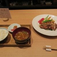 京洋食 まつもと - 大人のジンジャーポークステーキ　1,458円　(税込)