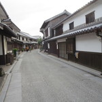 Yoshii Ryokan - 旅館前の道