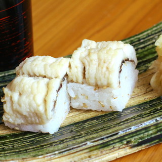 “料理を作る、食べる楽しさ”がにじみ出た逸品に心奪われる