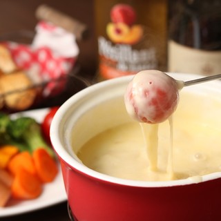 2h飲放題 遊び放題付 とろとろチーズフォンデュコース 全6品 3500円 500円で食べ放題 アミューズメント ダーツバーeclat 中崎町 ダイニングバー 食べログ 2h飲放題 遊び放題付 とろとろチーズフォンデュコース 全6品 3500円 500円で食べ放題 アミューズメント ダーツバーeclat 中崎町 ダイニングバー 食べログ