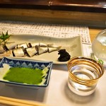 英ちゃん冨久鮓 - 鮎 背ごし ＆ 冷酒