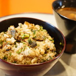 わらび野 - 鰻とこしあぶらのご飯、赤出汁（2017/5）