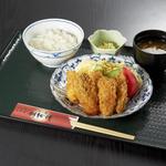 いくら丼 旨い魚と肴 北の幸 釧路港 - 【カキフライ定食】1,690円（ランチ1,000円 ドリンク付）