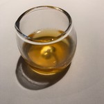 レフェルヴェソンス - 鮎のコンソメ