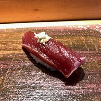 伊勢鮨 - 鮪の赤身 漬け
