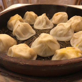 麟笼坊上海特色小笼包_1