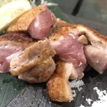 媛 今治焼き鳥の旅 - 豪快ももたたきZoom UP