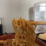 membatadokoroshouten - 縮れ太麺です。