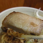 炙ったチャーシュー旨い