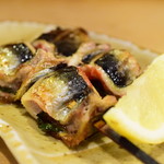 居酒屋 いずみ - イワシ梅肉串焼き 2本@680円