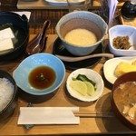 御厨 - 朝のとろろ汁膳