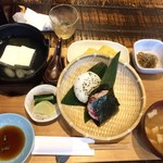 御厨 - 朝のおにぎり膳