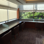 Honolulu International Airport JAL Sakura Lounge - 