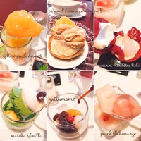 RISTORANTE OZIO - 左上から：黄桃の葛寄せ、シューキャラメルアナナス、マカロンフランボワーズライチ、抹茶バニラ、みつ豆、桃のブランマンジェ