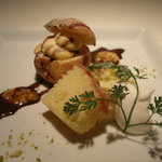 マザーエスタ - タマネギのケーキと柚子のシュークリーム