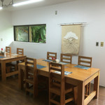 てんtoてん - 内観（テーブルスペース）