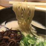 とんこつラーメン 博多風龍 - 麺リフト