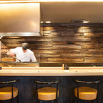 焼き鳥とワイン 萬鳥 - 