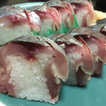 天一 - さば寿司  神です