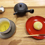茶菓 えん寿 - 釜炒り茶いずみ(主菓子セット800円)