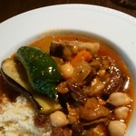 ブラッスリー ギョラン - 煮込まれて