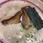 濃厚煮干とんこつラーメン 石田てっぺい - 