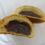 満寿屋商店 - つぶあんぱんの断面