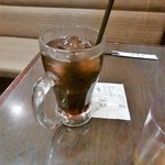 健康中華 青蓮 - サービスのアイスコーヒー（中ジョッキ）