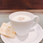 創作イタリアン Gemelli - さつまいものスープは白かったですよ。