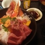 海鮮どんぶり亭 - 海鮮丼スペシャル 1680円 具飯マシ 300円