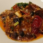 和牛頬肉とひごむらさきなすの塩漬け唐辛子煮込み