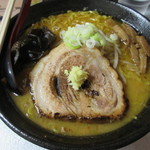 サッポロラーメン エゾ麺ロック - 味噌ラーメン＋麺大盛
