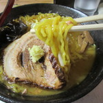 サッポロラーメン エゾ麺ロック - 麺リフト