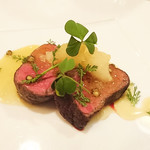 イル プレージョ - 「夏鹿のロースト　そのコンソメをソースに大根・カリマンタン島の生胡椒」