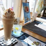 SUMiカフェ Ｒ.flow - キャラメル珈琲スムージー　580円（お食事された方△150円）2017/09