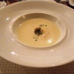オステリア　モンテマーレ　 トットリーネ - 一口前菜マネギのスープ