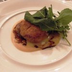 オステリア　モンテマーレ　 トットリーネ - 鳥取地鶏ピヨのコトレッタ、白大豆とシナモン風味のソース