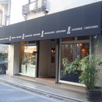 レピキュリアン - 外観