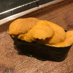 稲城 ヨロシク寿司 - 紫うに