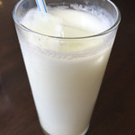 カーン・ケバブ・ビリヤニ - ラッシー