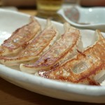 鉄板居酒屋OHANA - ギョーザ