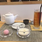 小皿中華 O-CHAI - タピオカ入りココナツミルク、安納芋のココナツ団子